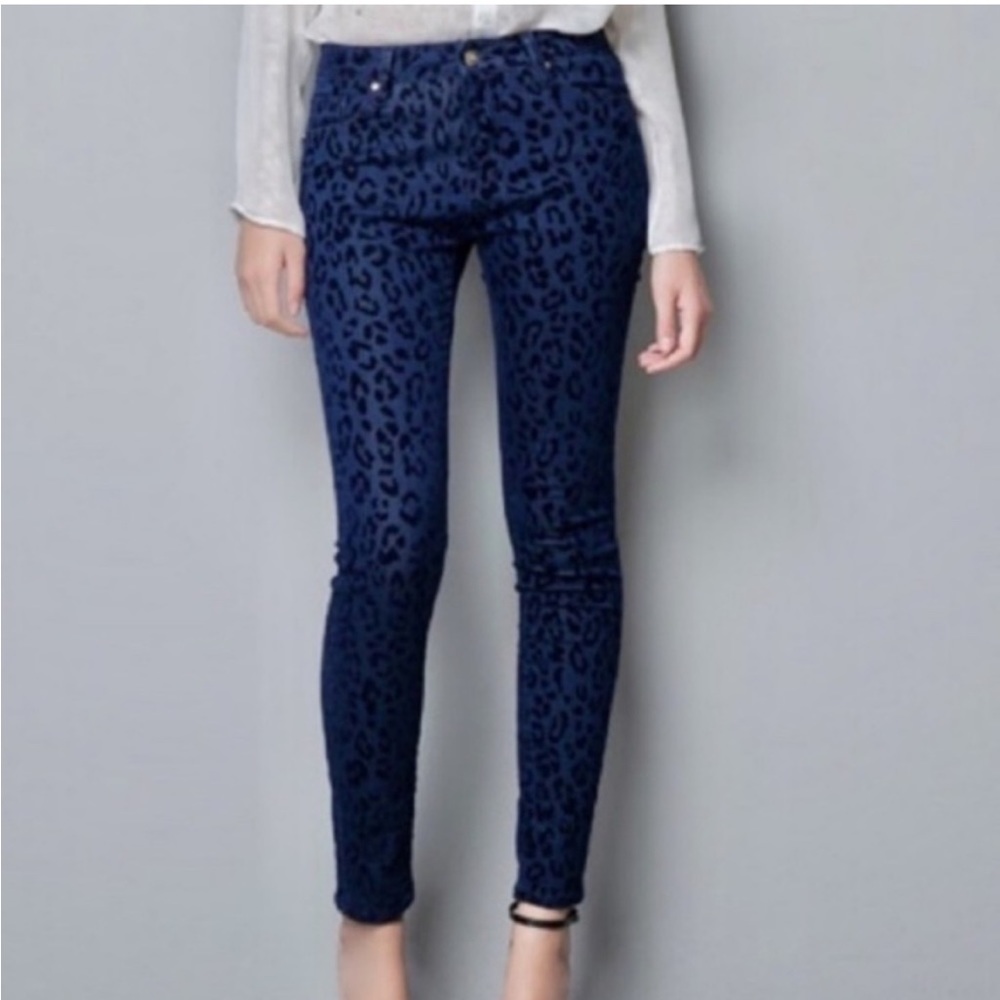 NWT Free people velvet blue leopard cheetah skinny jeans